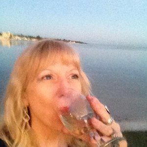 Meet your Posher, Diane